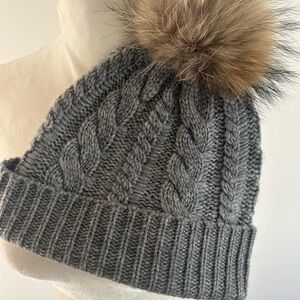 Gray beanie with raccoon fur Pom Pom.